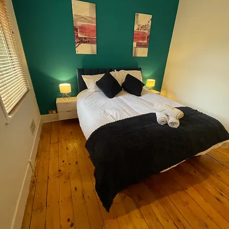 E10 Short Stay Apartment Лондон Экстерьер фото